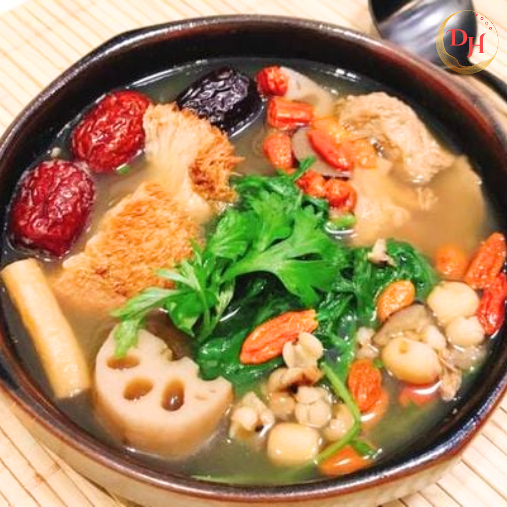 Cách Nấu Canh Ngải Cứu Tiềm Nấm Hầu Thủ Chay